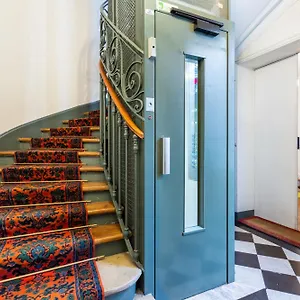 Apartment Saint Sulpice, Paris