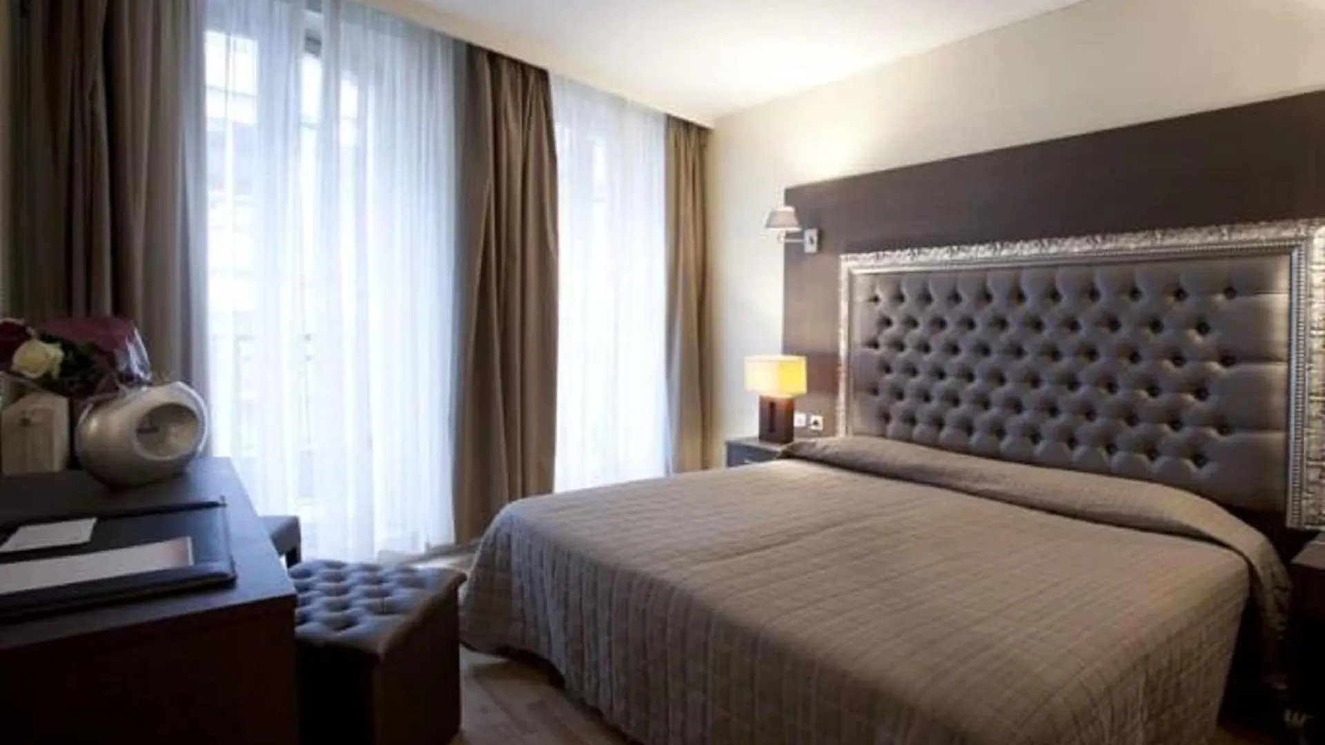 Hotel Lebron Paris