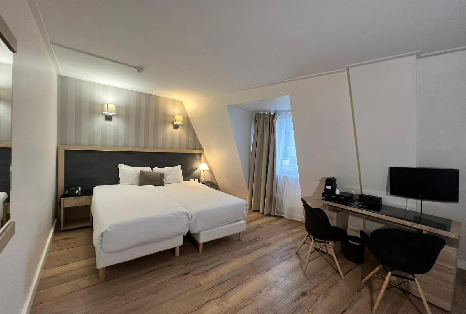 Hotel Lebron Paris France