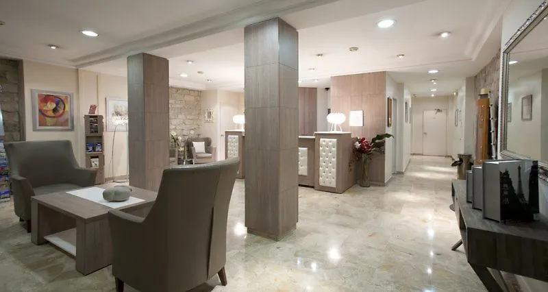 Hotel Lebron Paris 3*,
